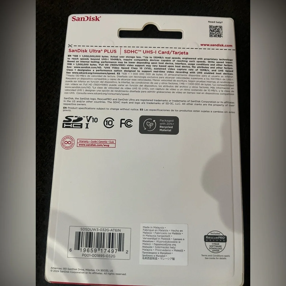 Andis Ultra PLUS 32GB SDHC Card - Red and White